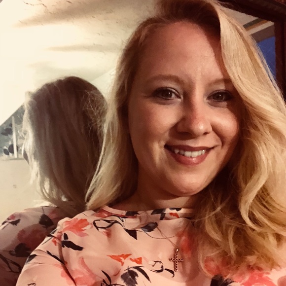 Meet your Posher, Alice - Picture 1 of 1